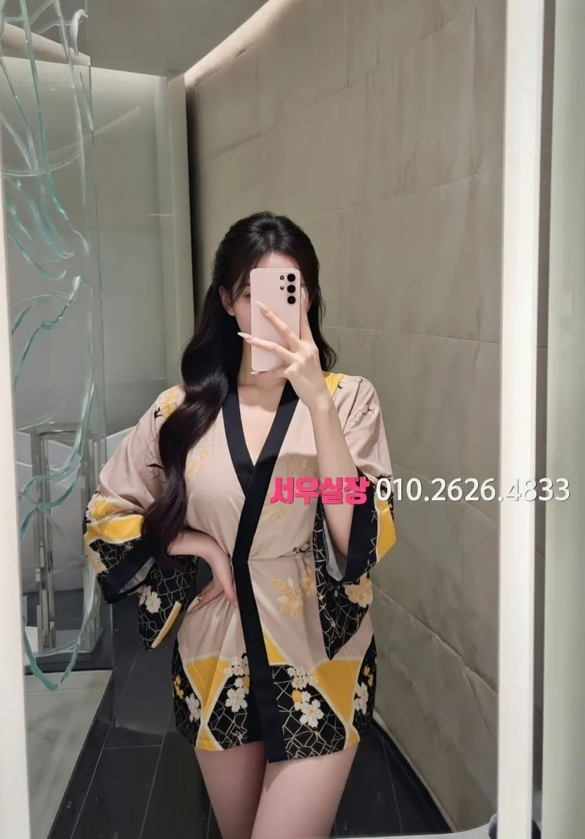 명일동 가라오케 프리미엄 라인업 8번 프로필