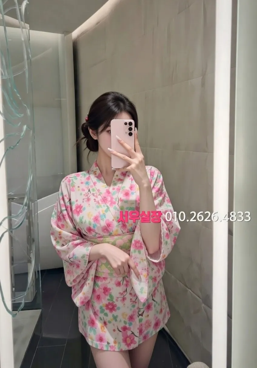 명일동 다국적 프리미엄 라인업 6번 프로필