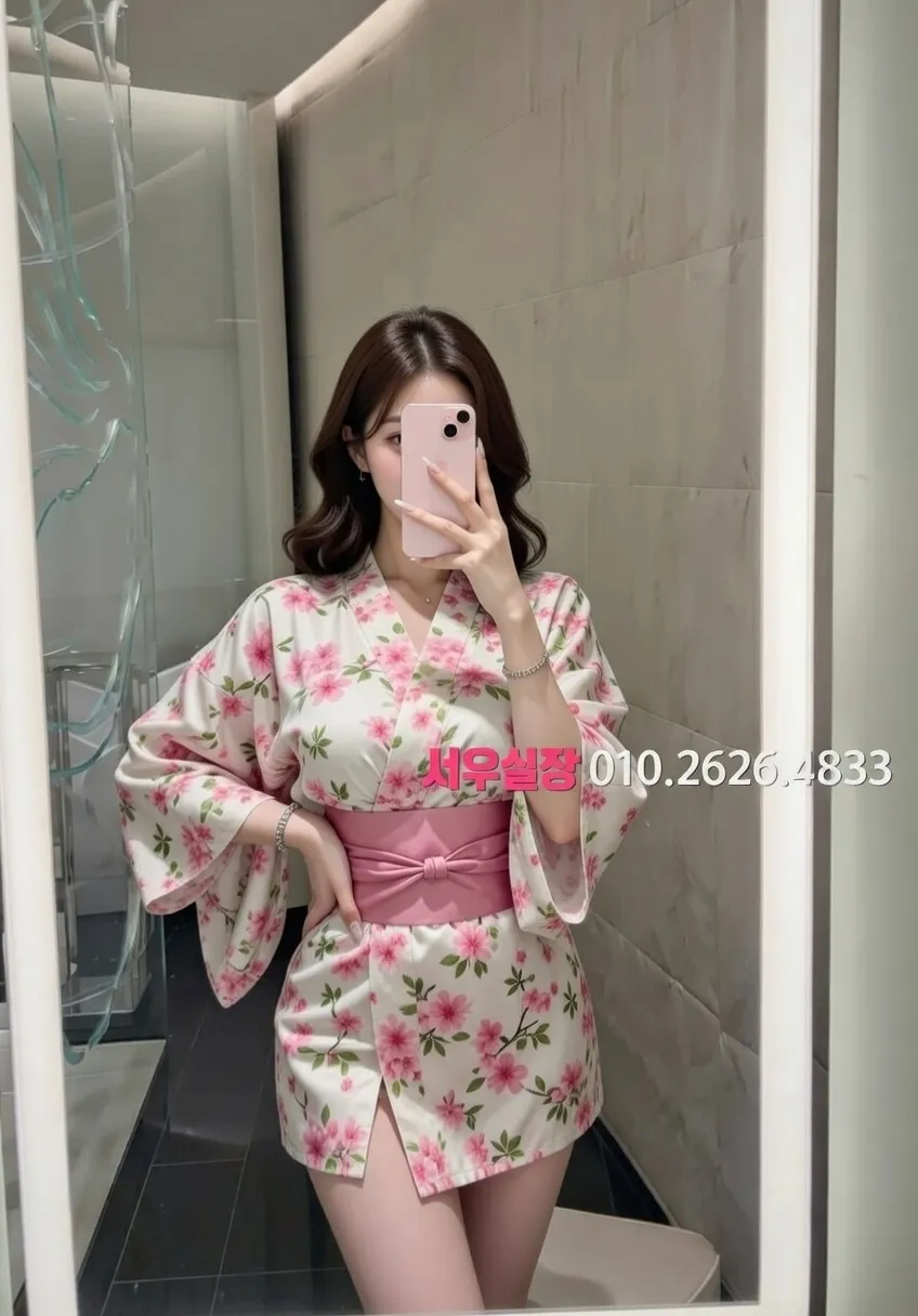 명일동 미러룸 프리미엄 라인업 1번 프로필