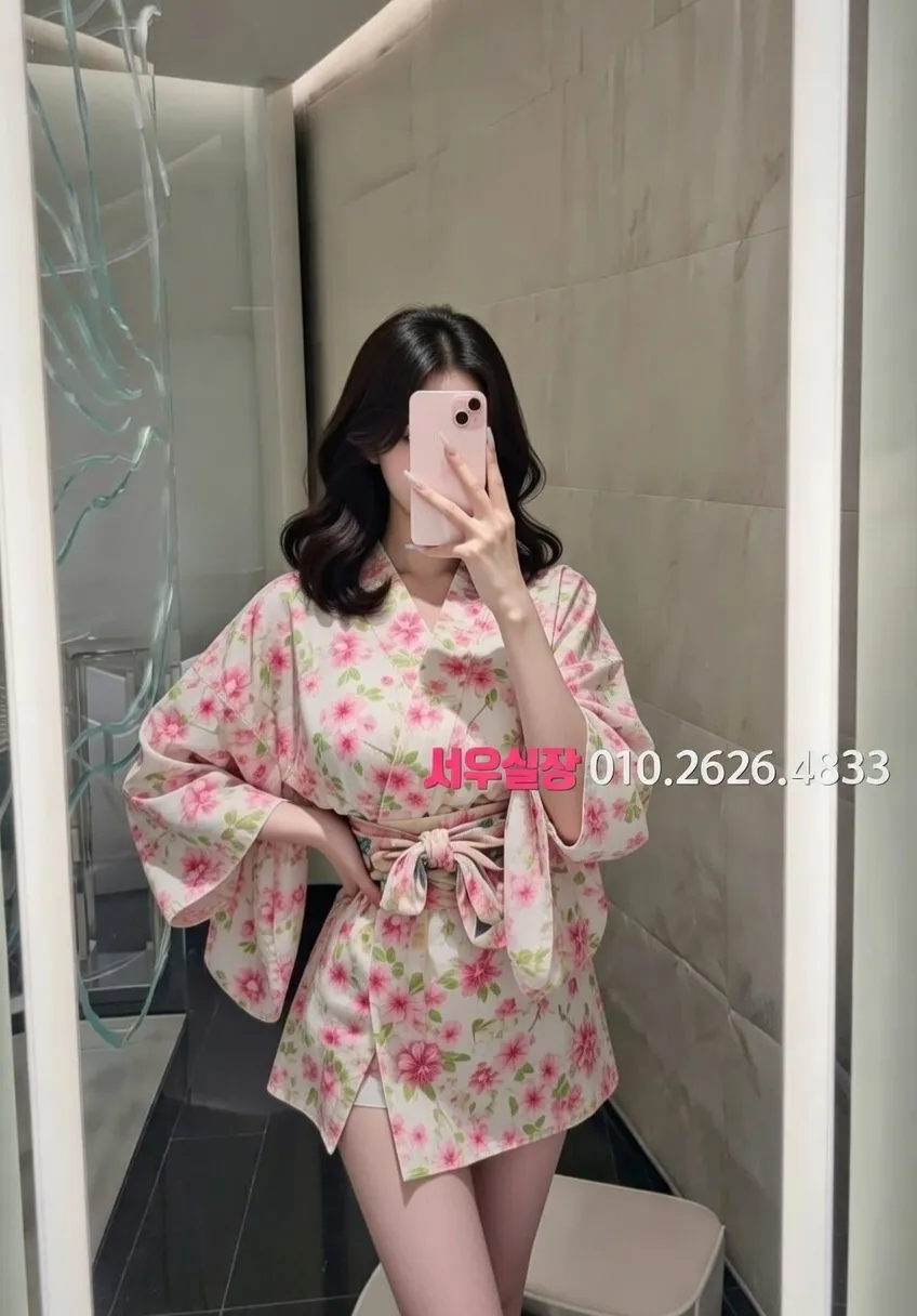 명일동 다국적 프리미엄 라인업 8번 프로필